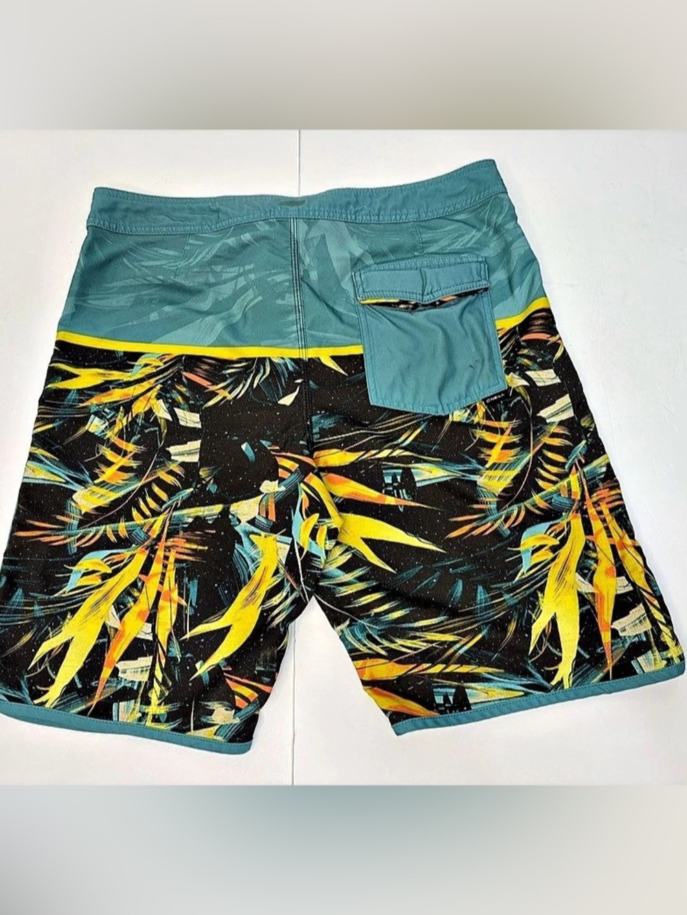 O'Neill Men's Abstract Board Shorts Blue & Black Waist 33 - Picture 2 of 4